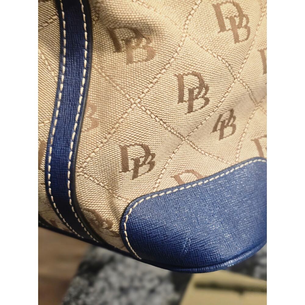 Dooney & Bourke - Picture 5 of 15